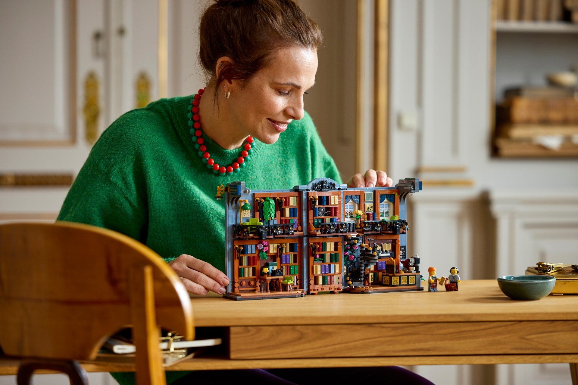 LEGO® Bookstore: Book Nook