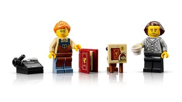 LEGO® Bookstore: Book Nook