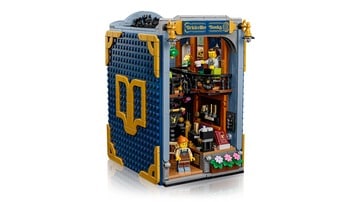 LEGO® Bookstore: Book Nook