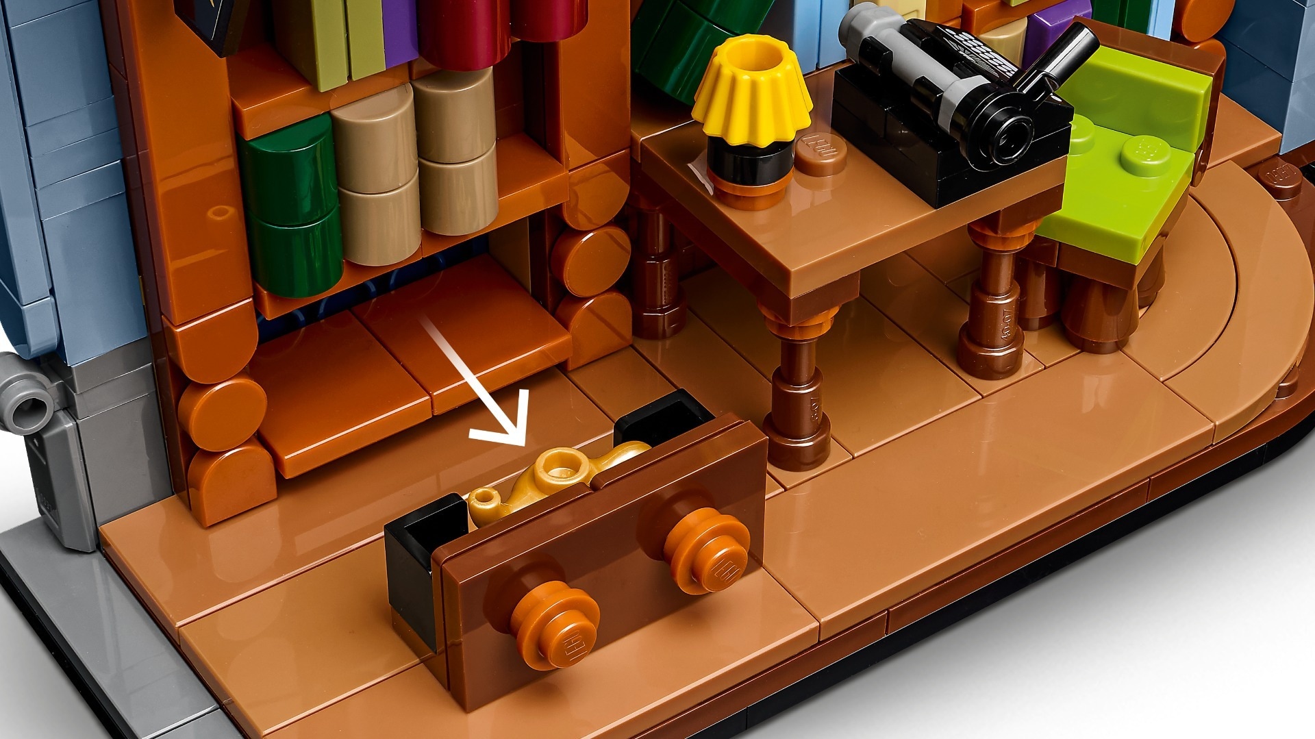 LEGO® Bookstore: Book Nook