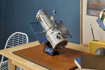 LEGO® Hubble Space Telescope
