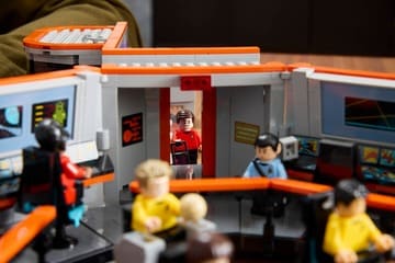 LEGO® Star Trek: U.S.S. Enterprise NCC-1701™ Bridge