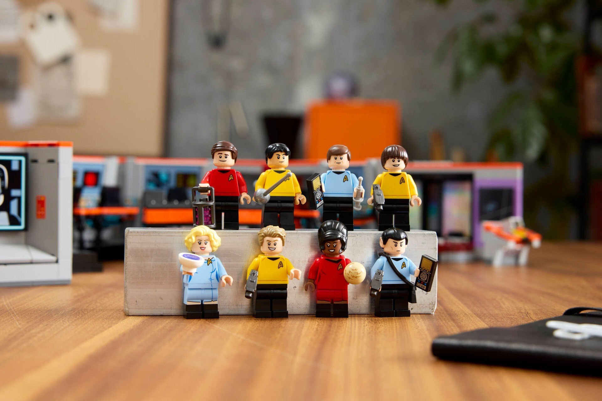 LEGO® Star Trek: U.S.S. Enterprise NCC-1701™ Bridge