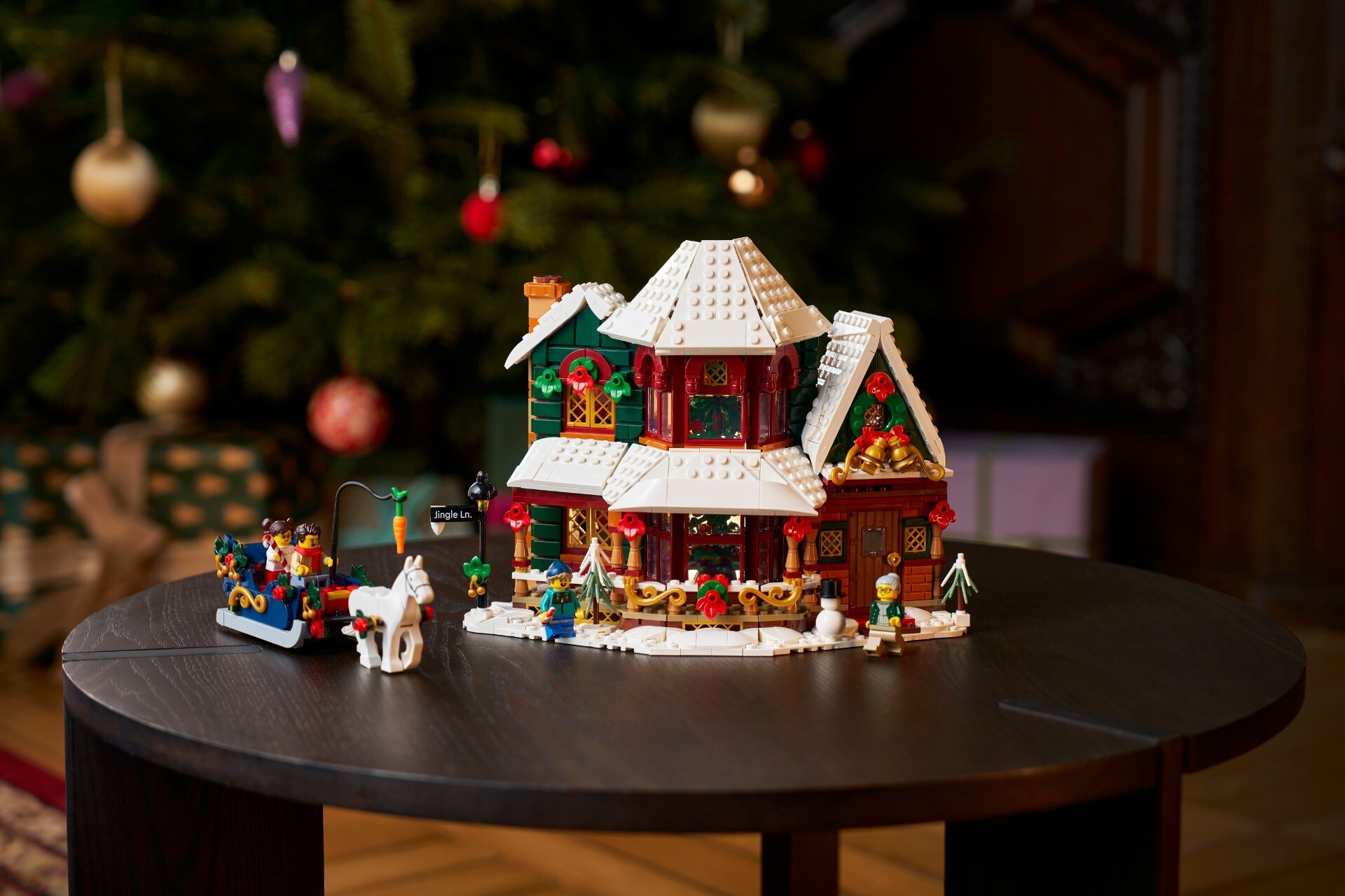 LEGO® Holiday House