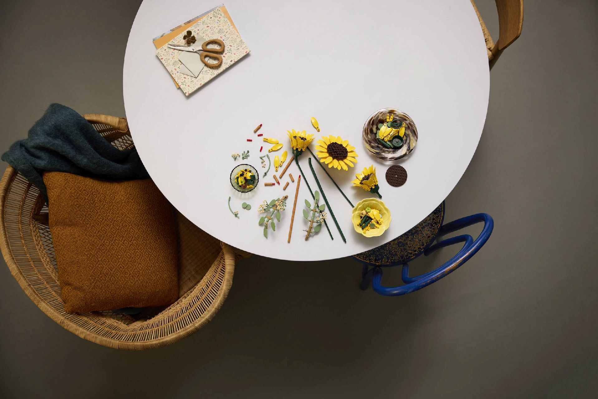 LEGO® Sunflower Bouquet