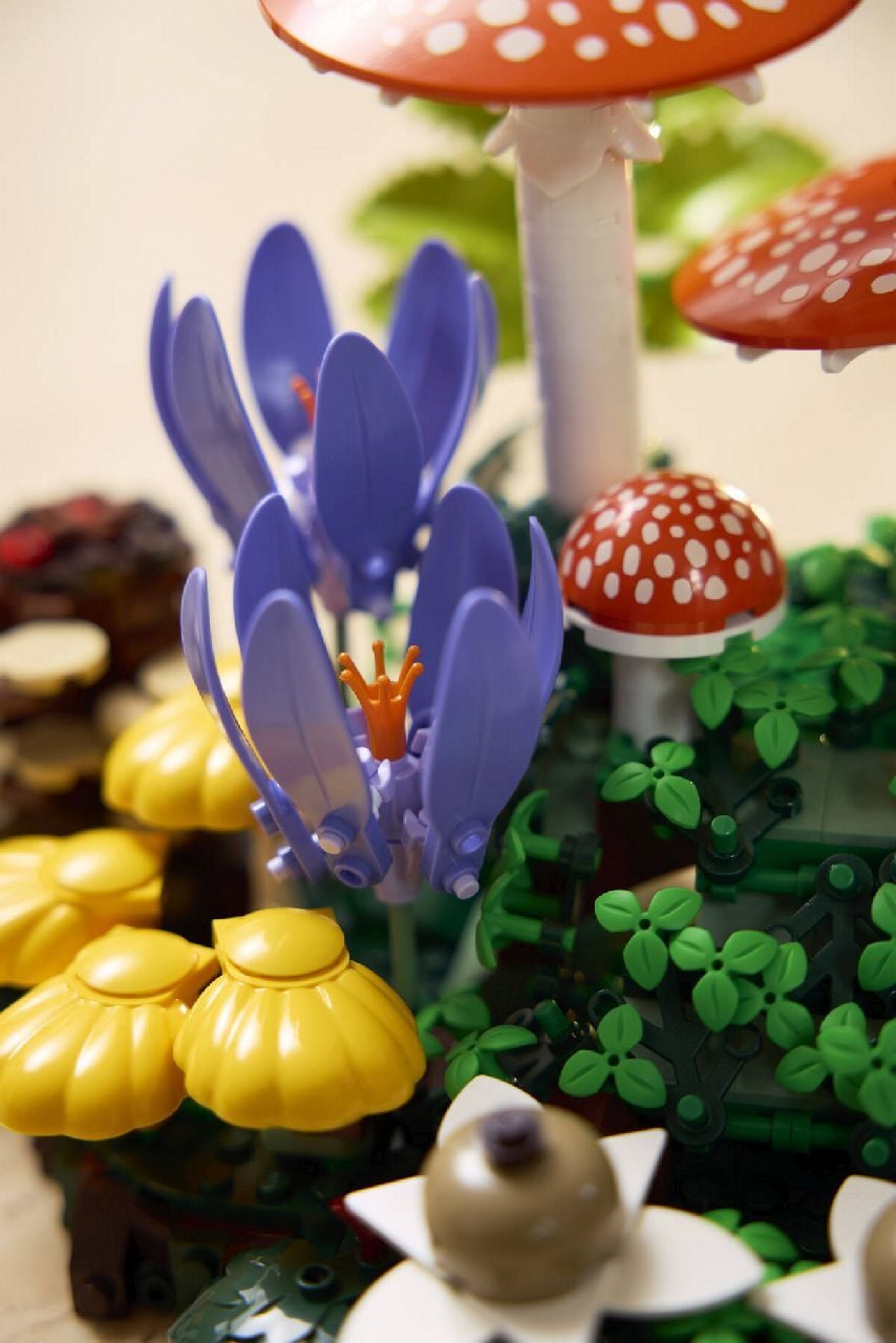 LEGO® Woodland Mushrooms