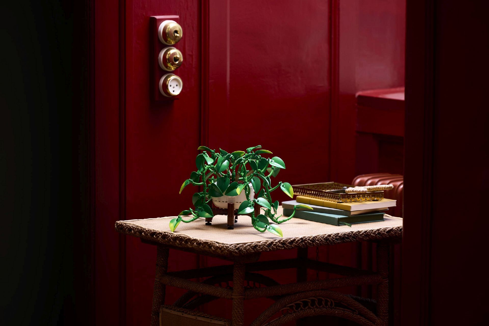 LEGO® Hanging Golden Pothos