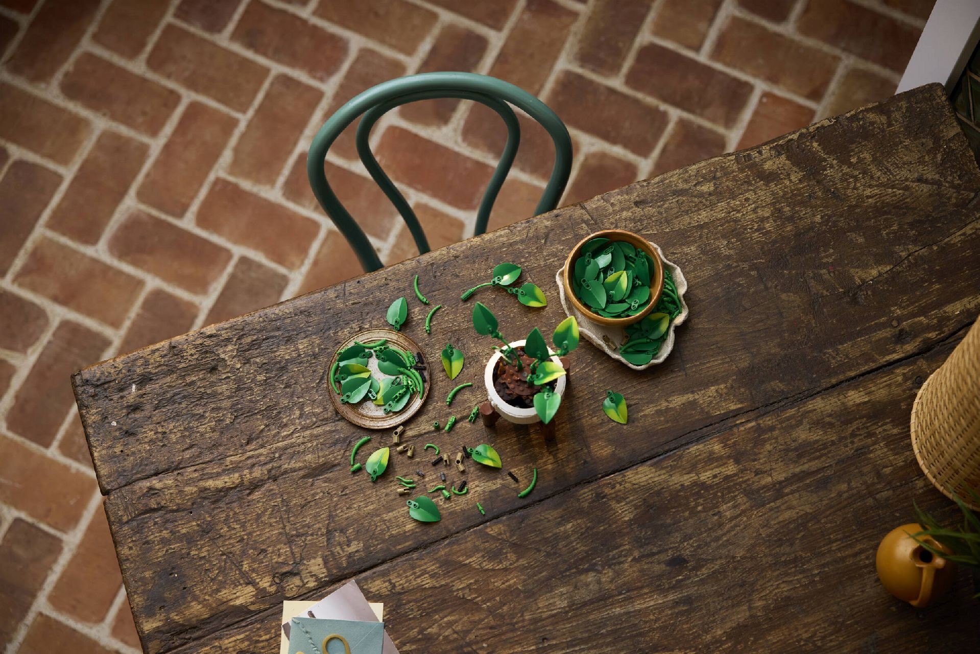 LEGO® Hanging Golden Pothos