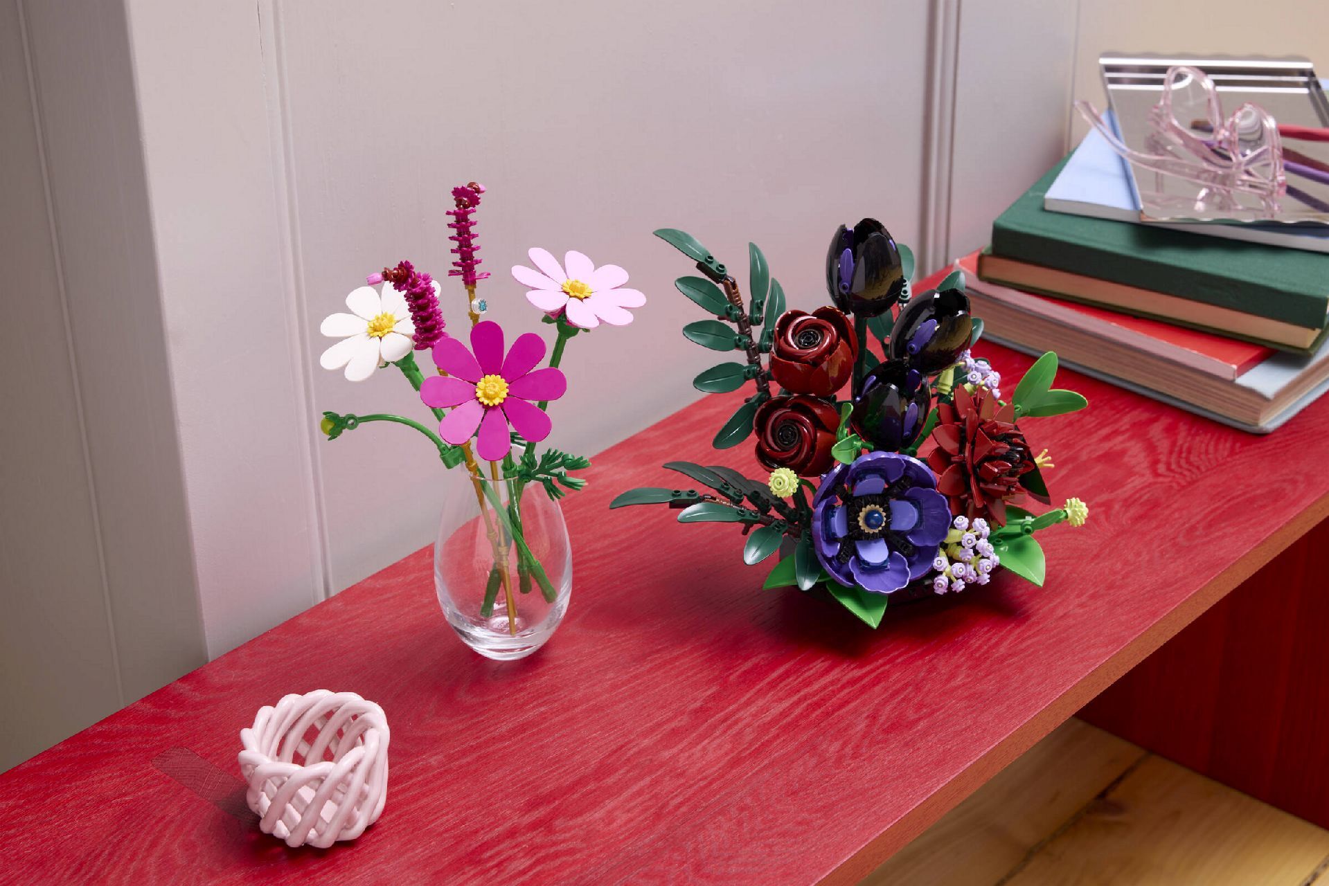LEGO® Dark Flower Arrangement