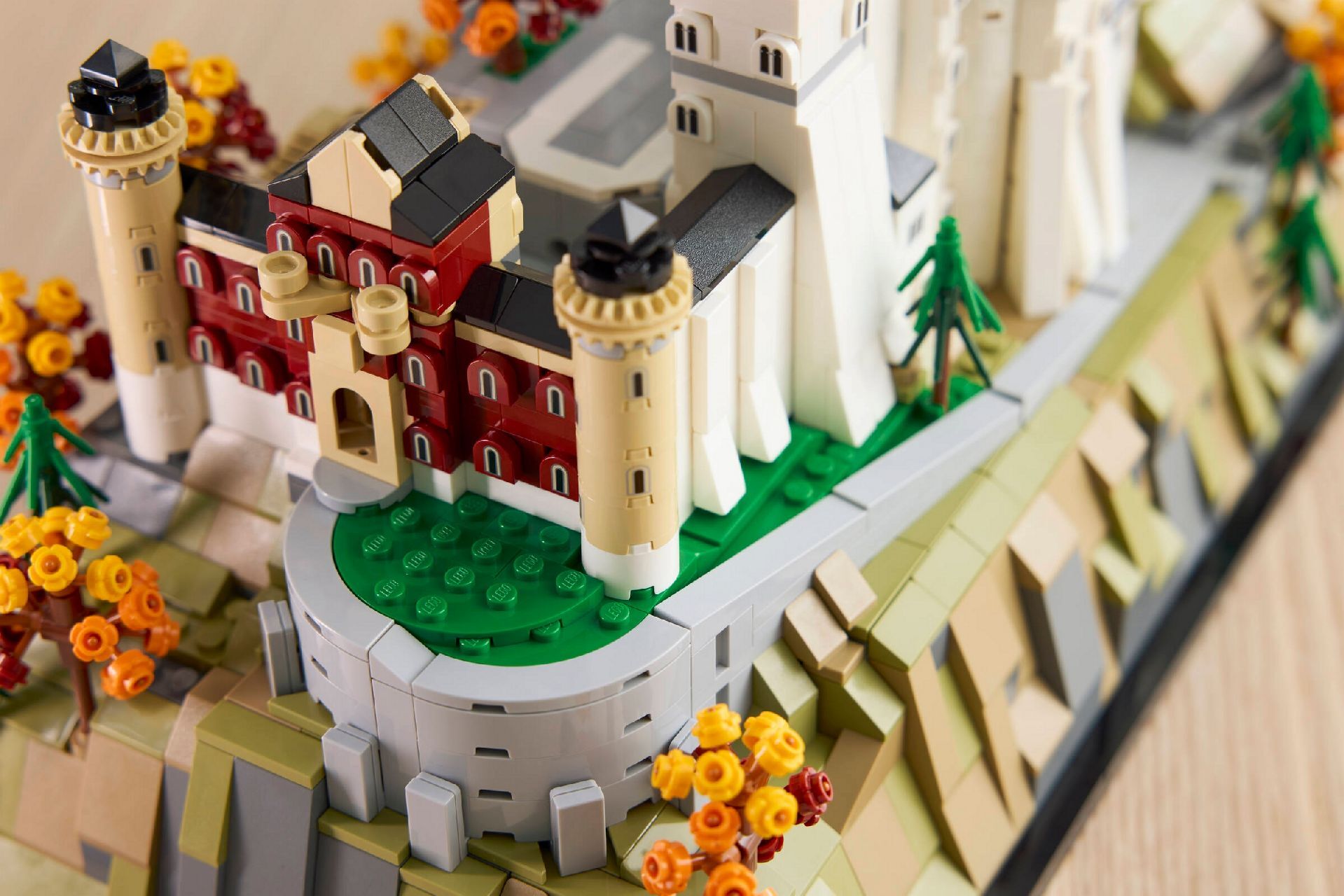 LEGO® Neuschwanstein Castle