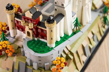 LEGO® Neuschwanstein Castle