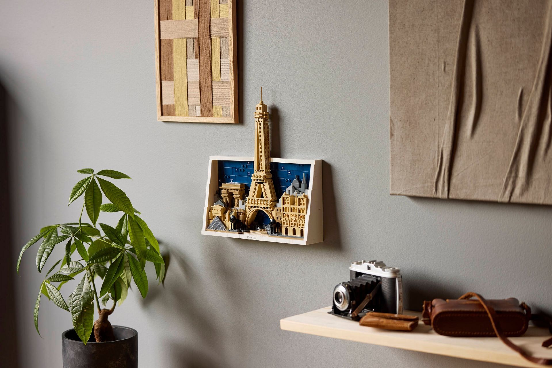 LEGO® Paris – City of Love