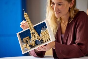 LEGO® Paris – City of Love