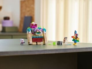 LEGO® The Devourer Showdown