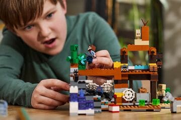 LEGO® The Badlands Mineshaft