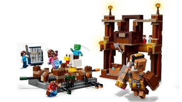 LEGO® Woodland Mansion Fighting Ring