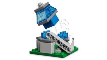 LEGO® The Ghast Balloon Village Attack
