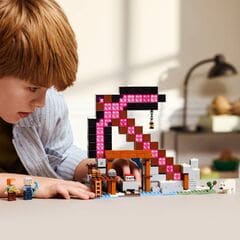 LEGO® The Pickaxe Mine