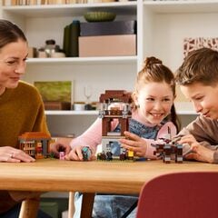 LEGO® The Pillager Outpost and Ravager