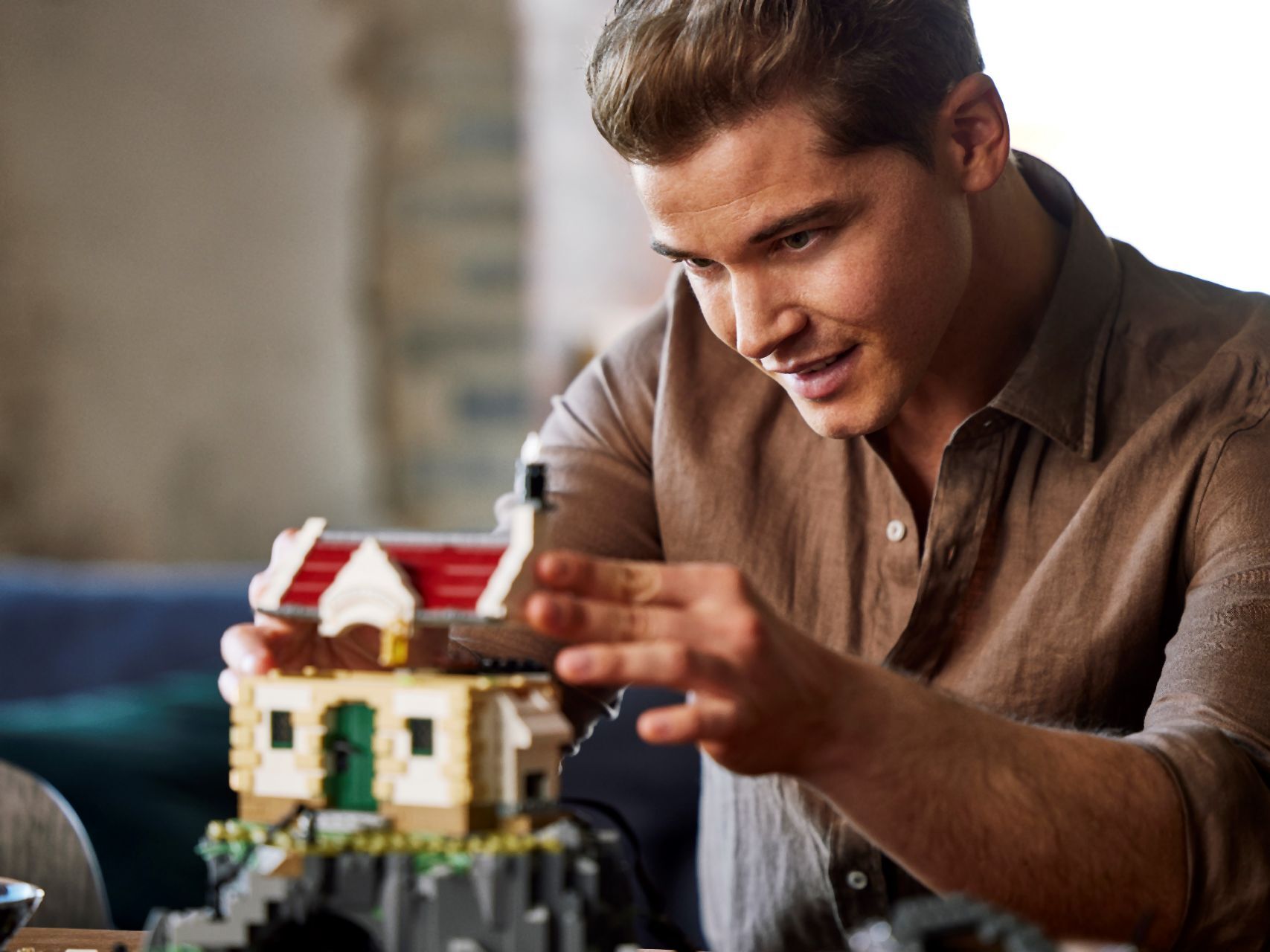 LEGO® Motorized Lighthouse