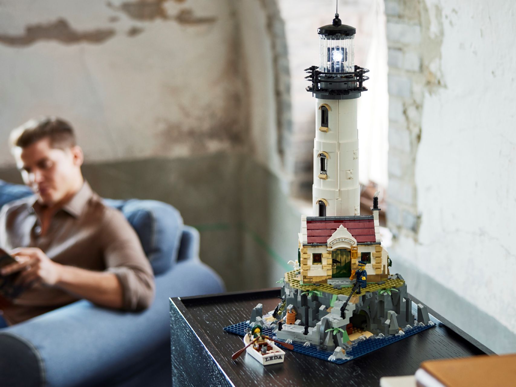 LEGO® Motorized Lighthouse
