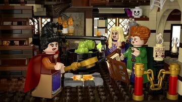 LEGO® Disney Hocus Pocus: The Sanderson Sisters' Cottage