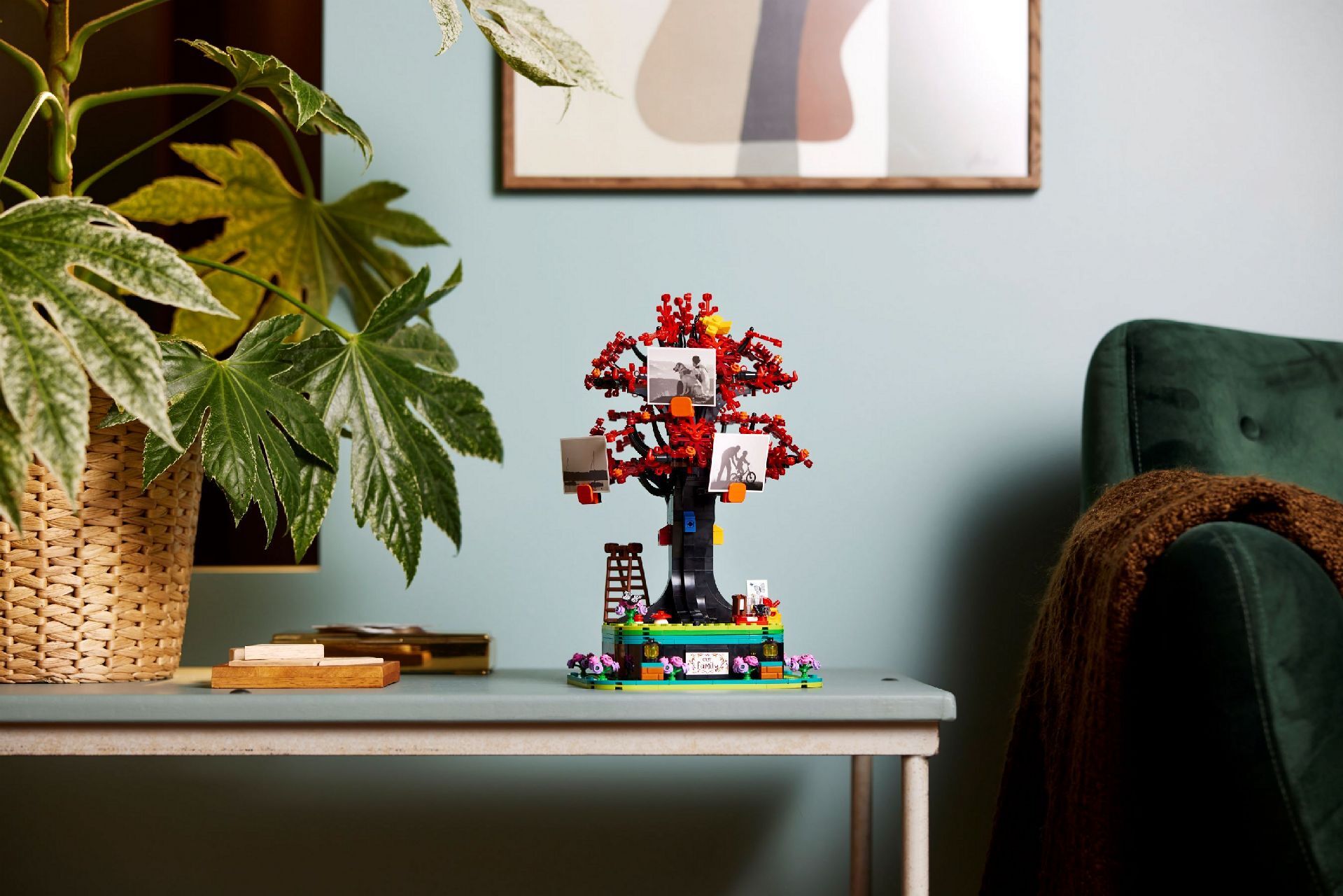 LEGO® Family Tree
