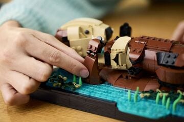 LEGO® Floating Sea Otters