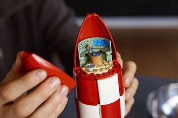 LEGO® Tintin® Moon Rocket
