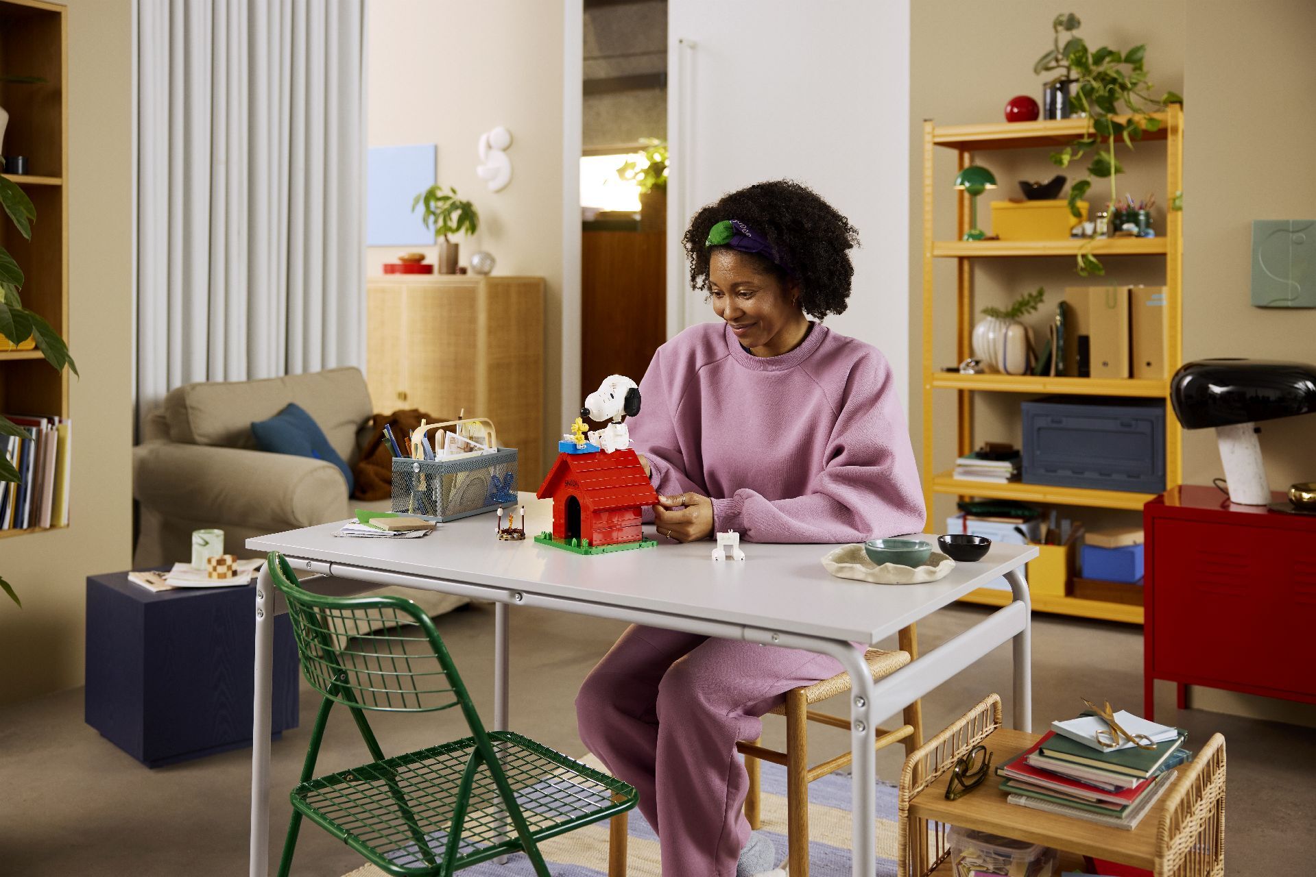 LEGO® Peanuts: Snoopy's Doghouse