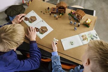 LEGO® Evoker Village Attack
