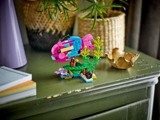 LEGO® Exotic Pink Parrot