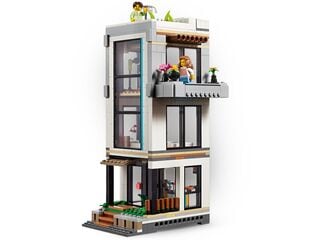 LEGO® Modern House