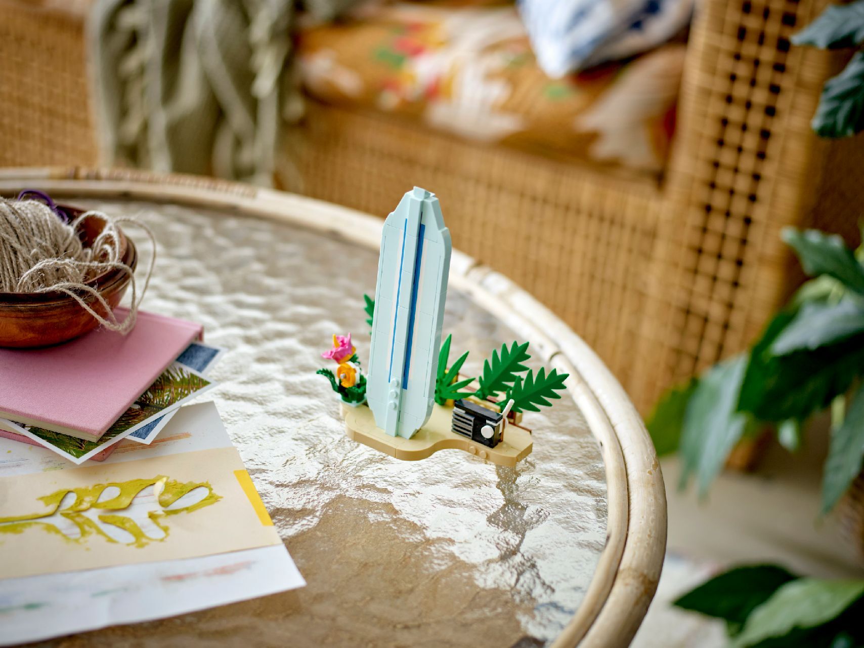 LEGO® Tropical Ukulele