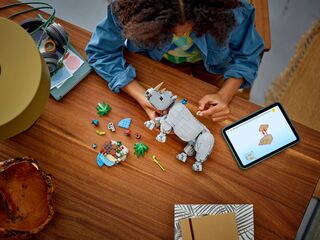 LEGO® Wild Animals: Majestic Rhino with Birds
