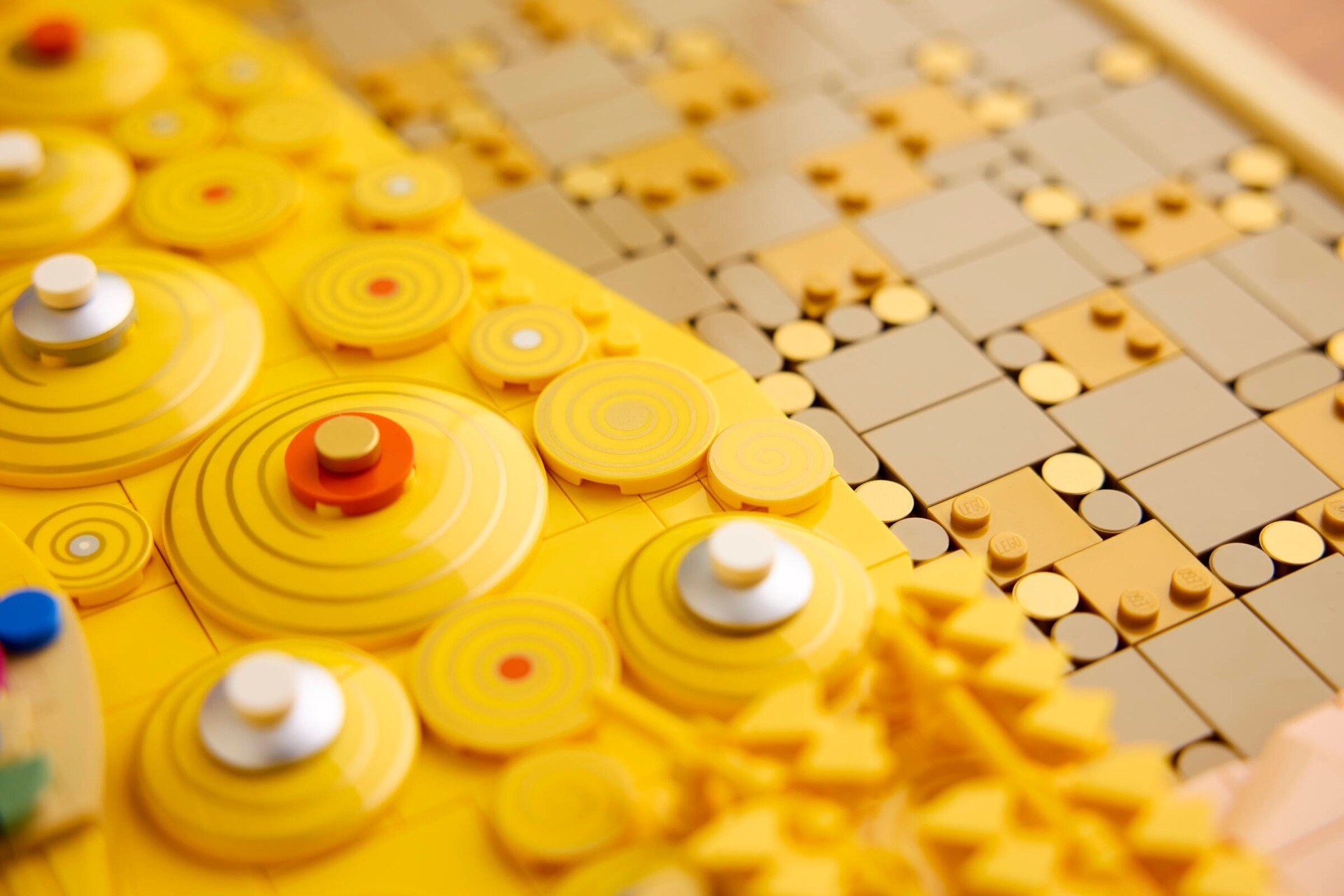 LEGO® Gustav Klimt – The Kiss