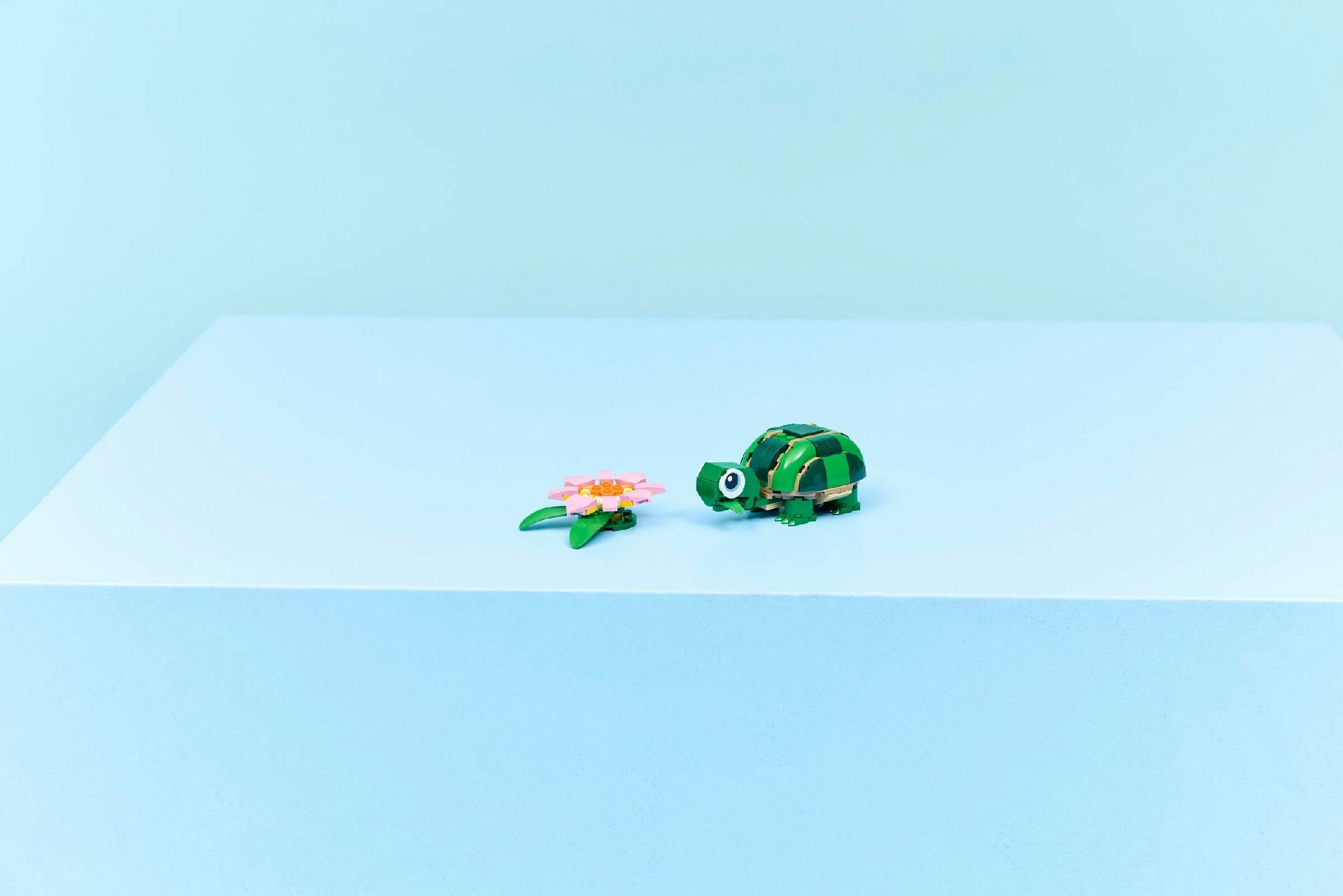LEGO® Turtle with a Water Lily Flower