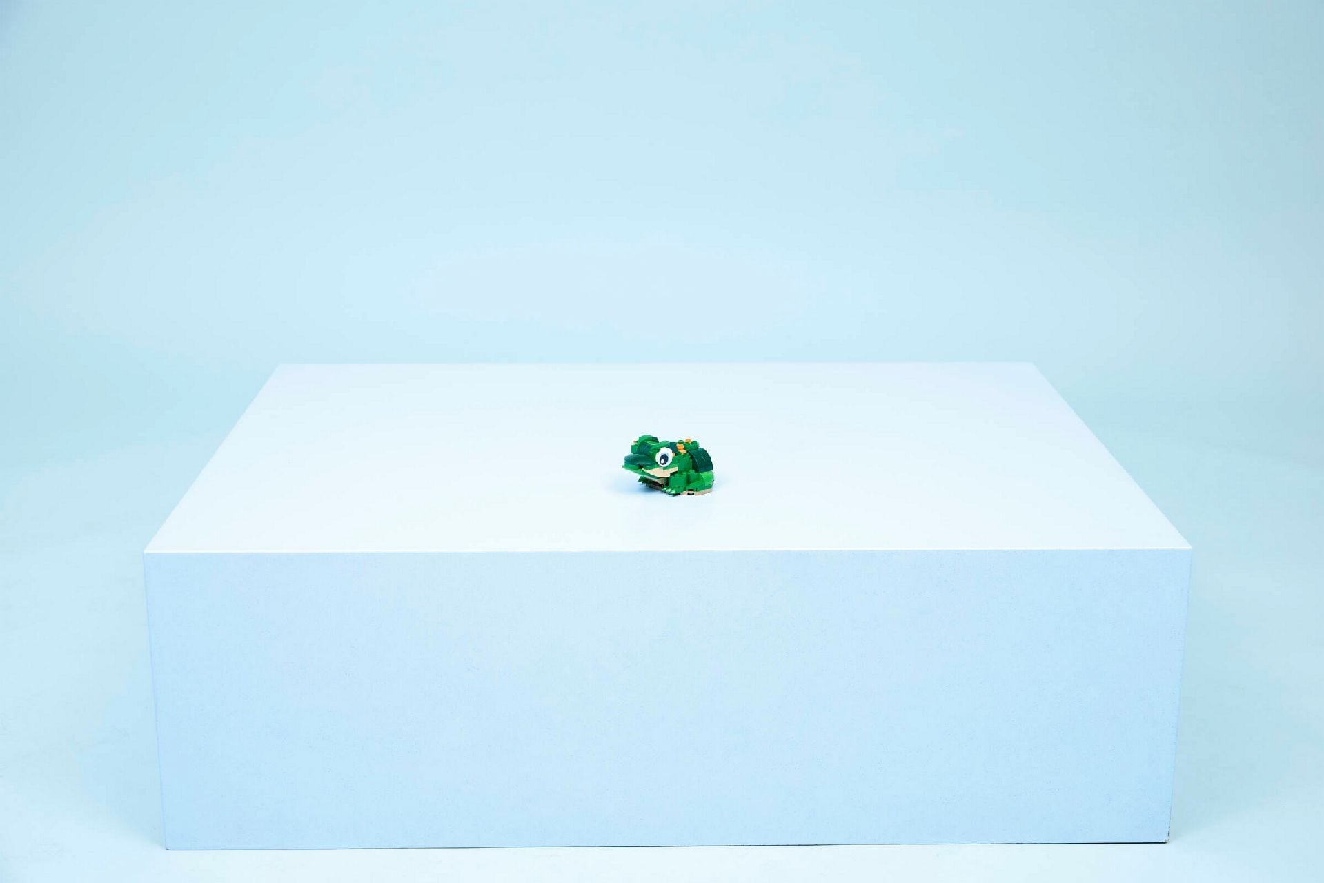 LEGO® Turtle with a Water Lily Flower