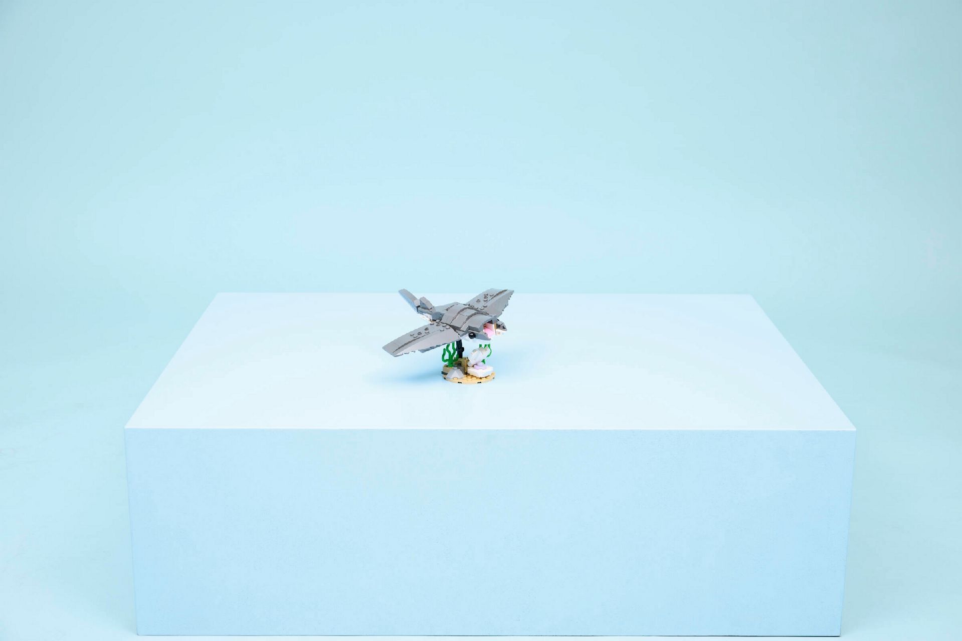 LEGO® Fierce Shark with a Treasure Chest