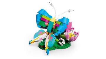LEGO® Wild Animals: Colorful Hummingbird