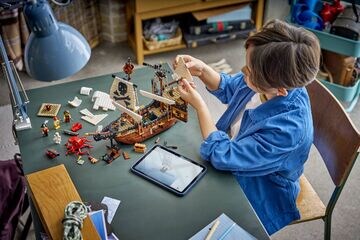 LEGO® Iconic Pirate Ship