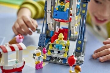 LEGO® Iconic Ferris Wheel
