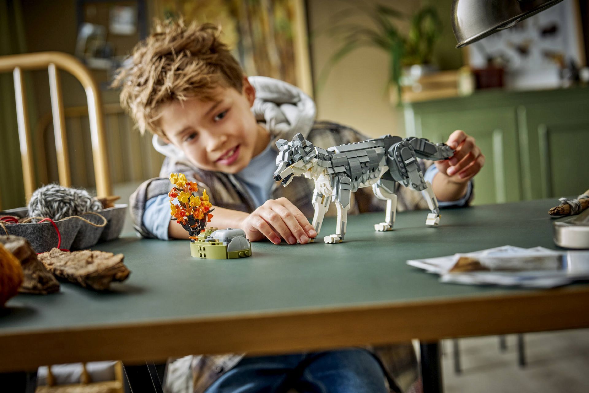 LEGO® Forest Animals: Gray Wolf