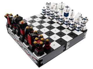 LEGO® Iconic Chess Set