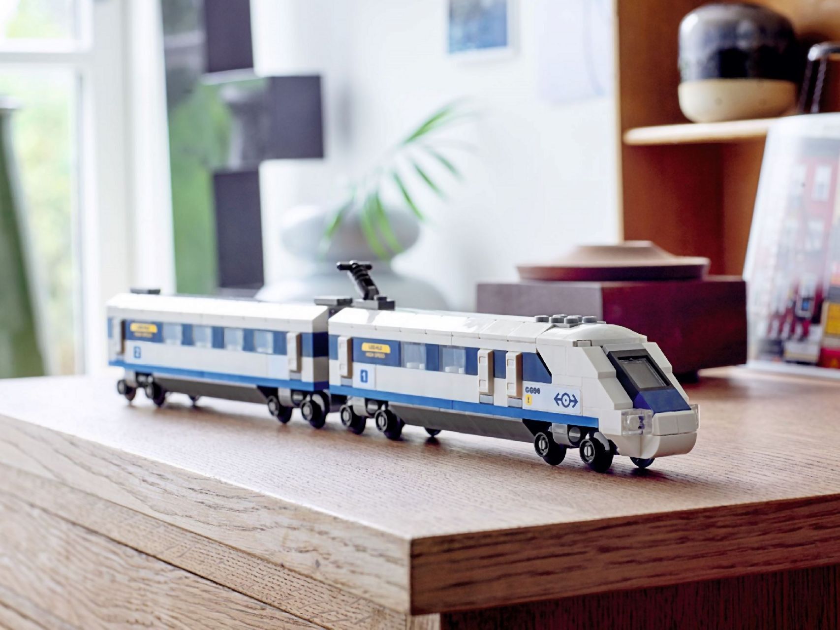 LEGO® High-Speed Train Official LEGO® KW - Main Image