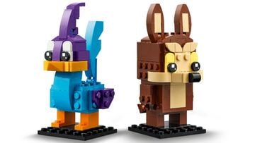 LEGO® Road Runner™ & Wile E. Coyote™