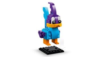 LEGO® Road Runner™ & Wile E. Coyote™