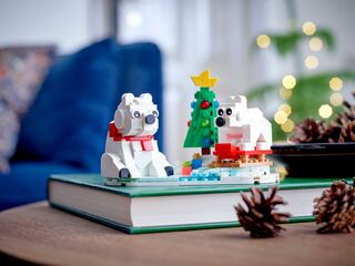 LEGO® Wintertime Polar Bears