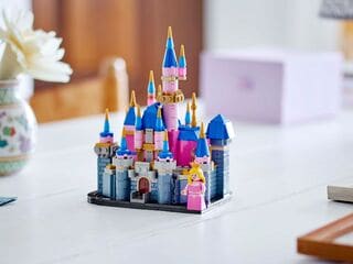 LEGO® Mini Disney Sleeping Beauty Castle