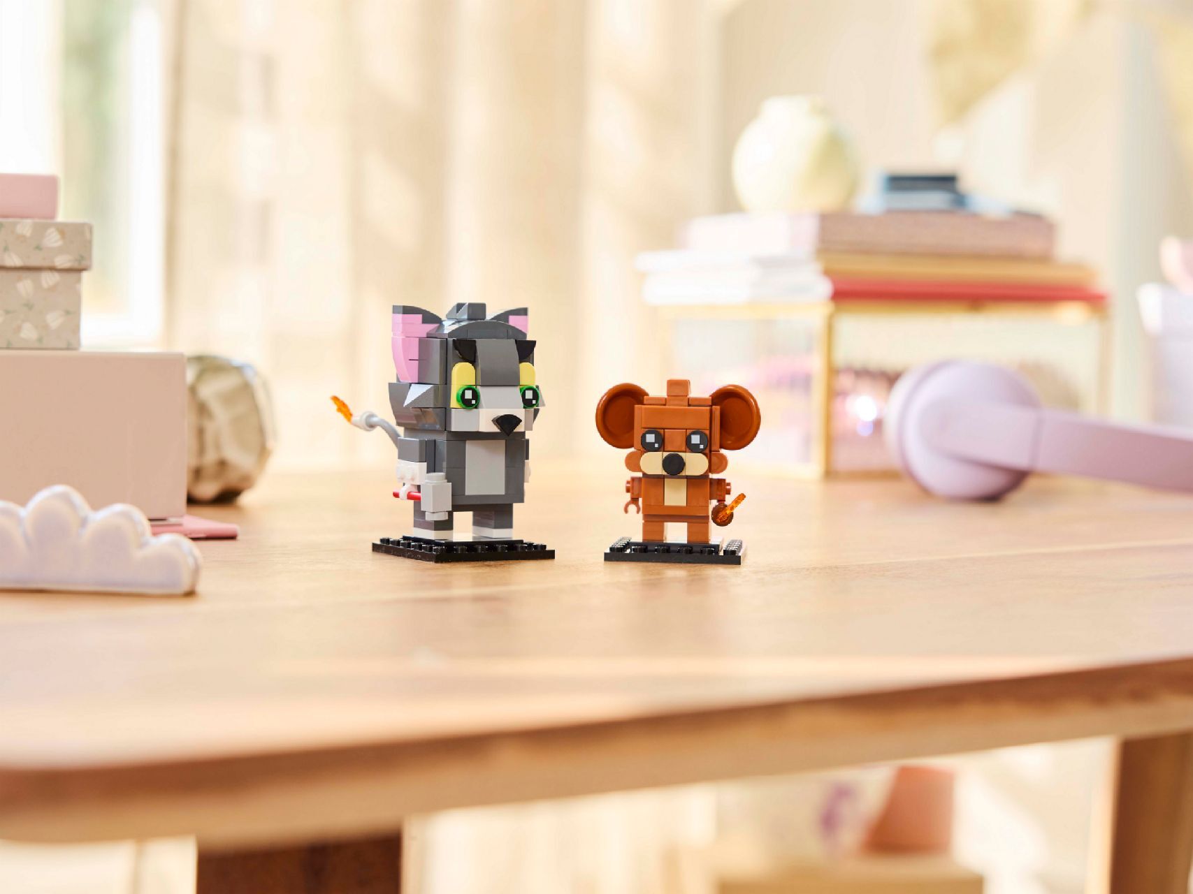 LEGO® Tom & Jerry Figures